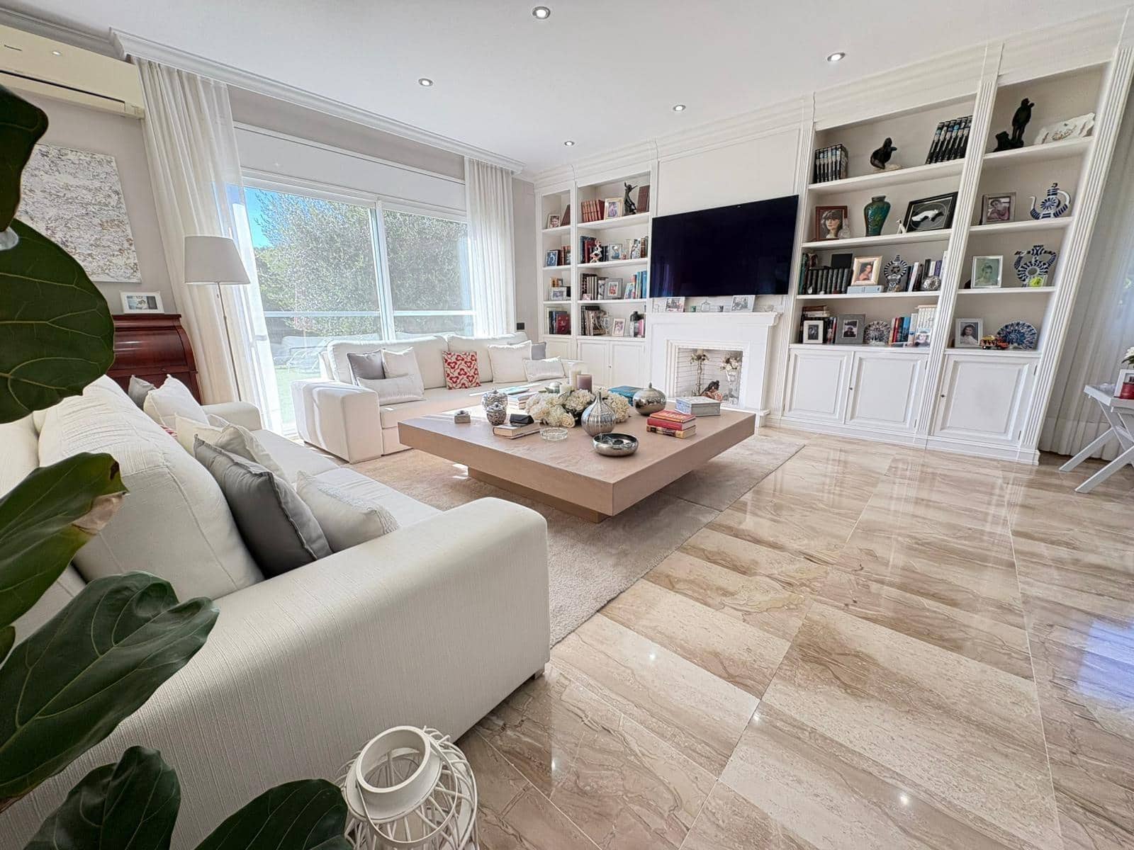 4 sypialnia Dom blizniak na sprzedaż w Teia z basenem - 1 690 000 € (Ref: 9353690)