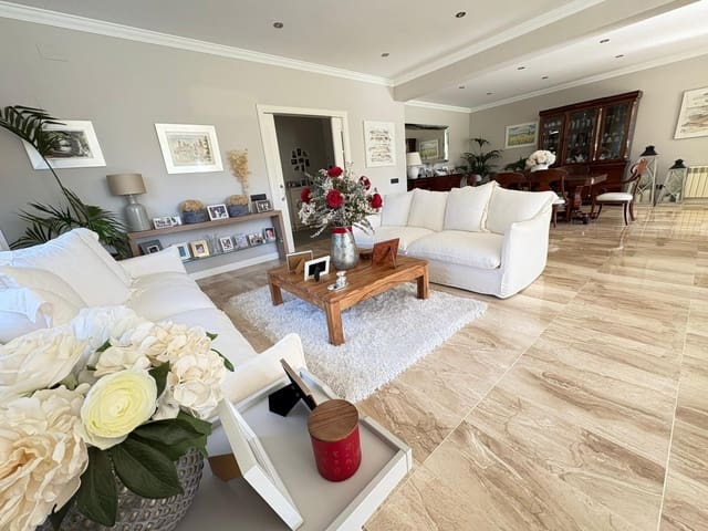 4 slaapkamer Halfvrijstaande villa te koop in Teià met zwembad - € 1.690.000 (Ref: 9353690)