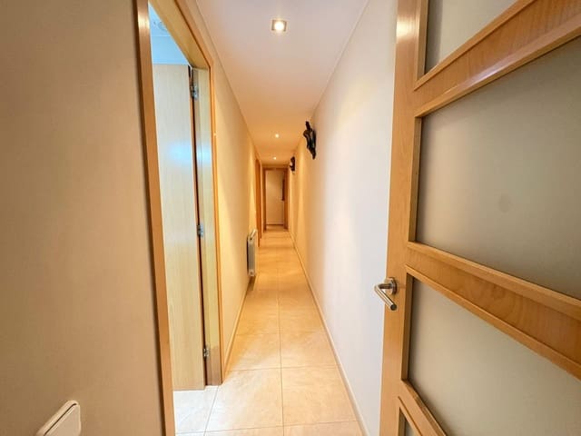 Piso de 3 habitaciones en Canet de Mar en venta - 259.900 € (Ref: 9367645)