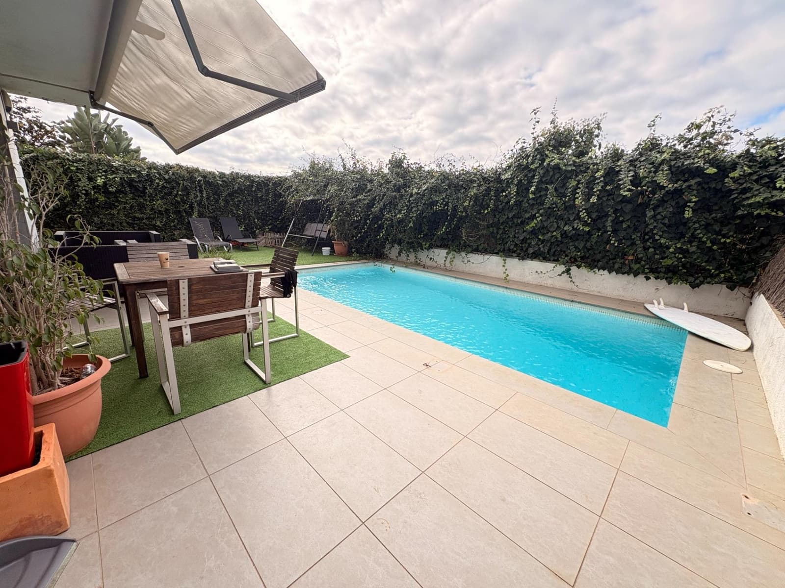 4 bedroom Villa for sale in Pineda de Mar with pool garage - € 550,000 (Ref: 9401190)