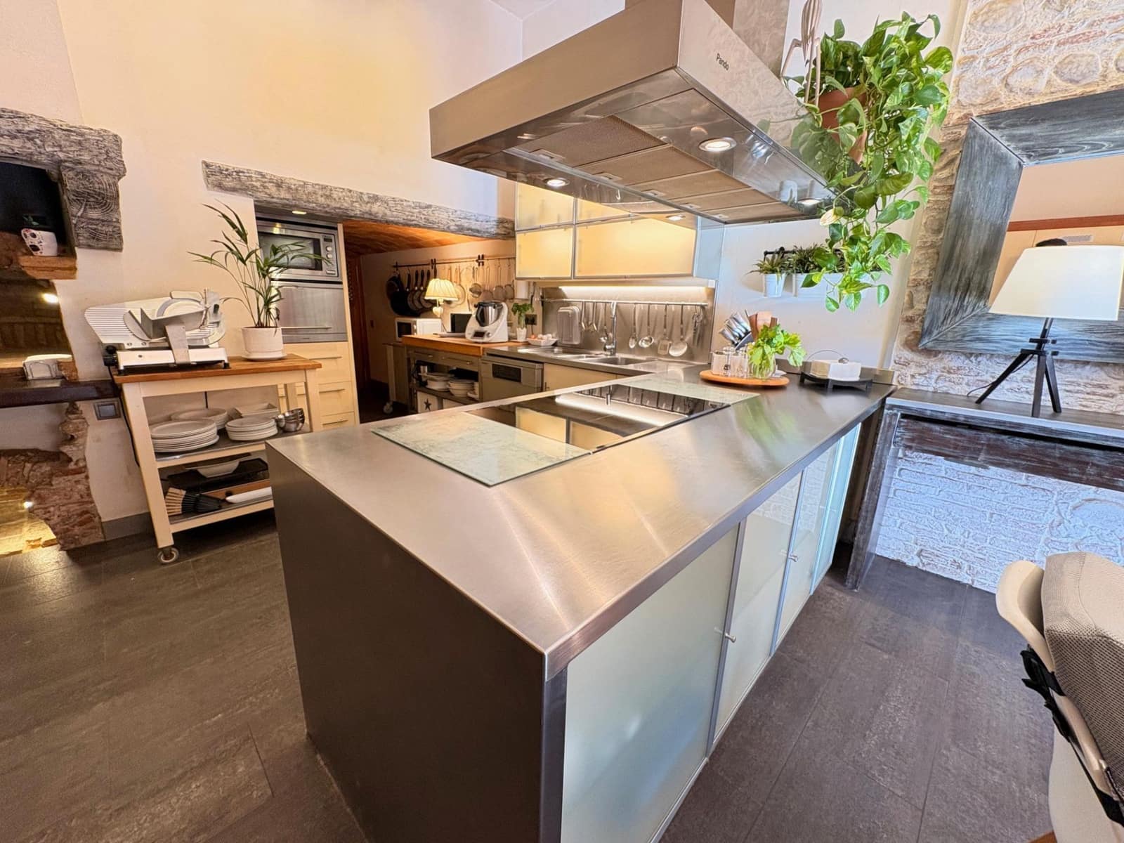 4 soveværelse Finca/Landehus til salg i Teia - € 2.180.000 (Ref: 9414210)