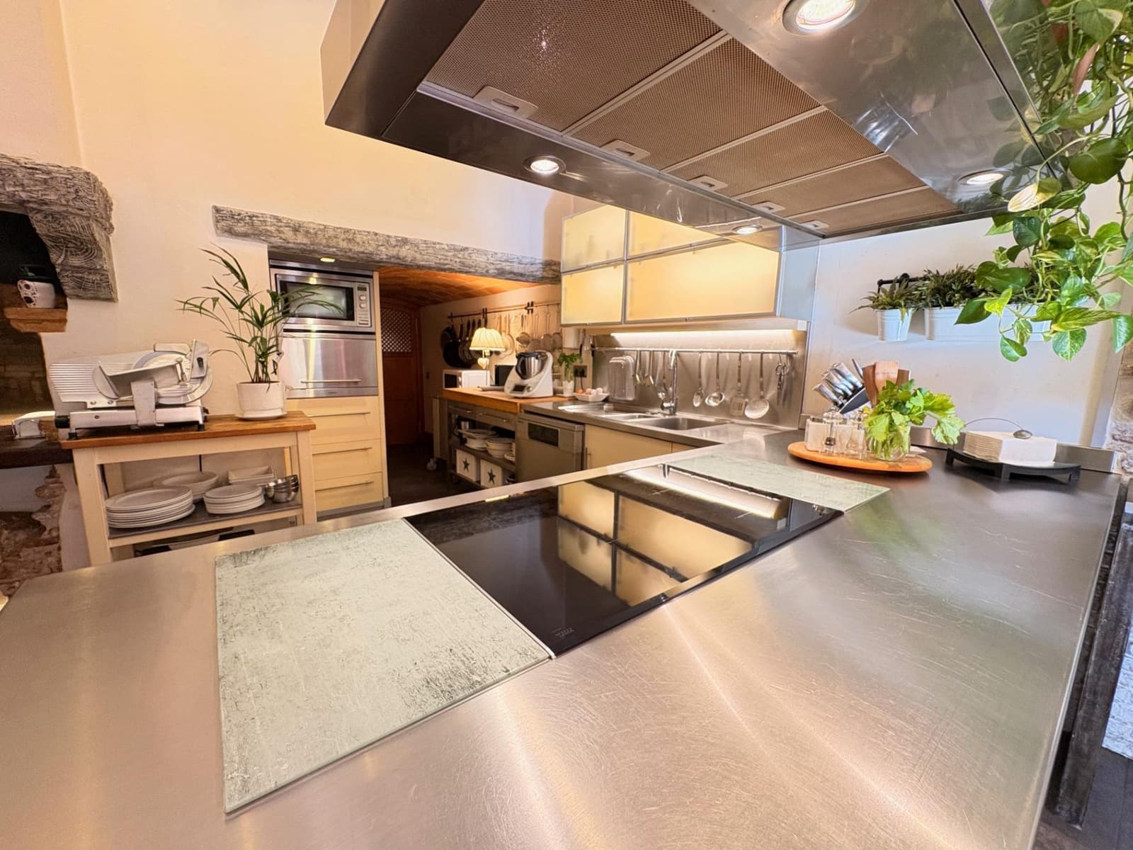 4 soveværelse Finca/Landehus til salg i Teia - € 2.180.000 (Ref: 9414210)