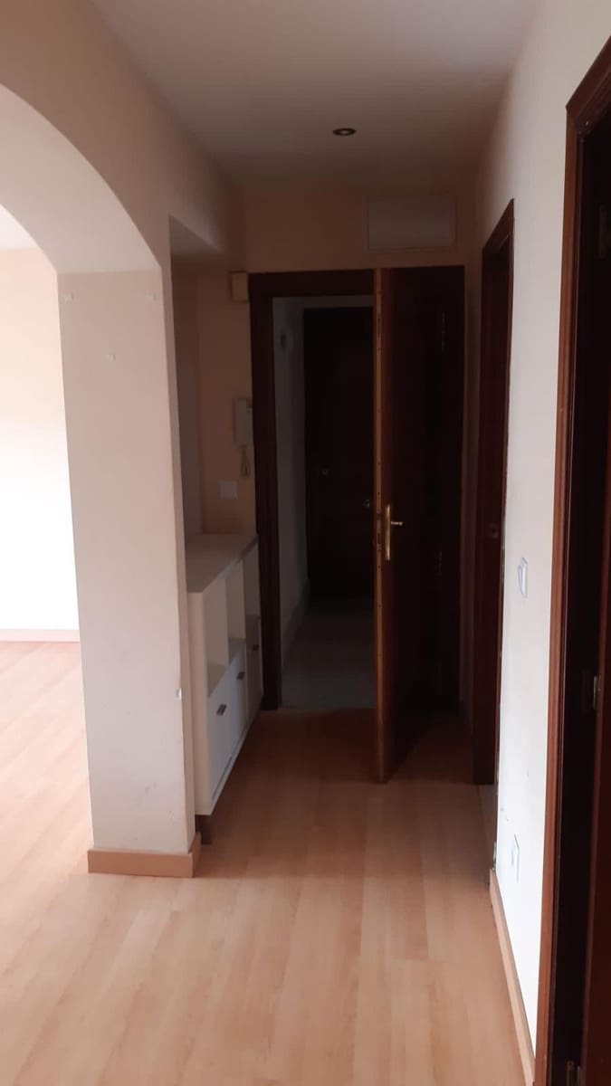 2 soveværelse Lejlighed til salg i Alcoy / Alcoi - € 89.000 (Ref: 9423901)