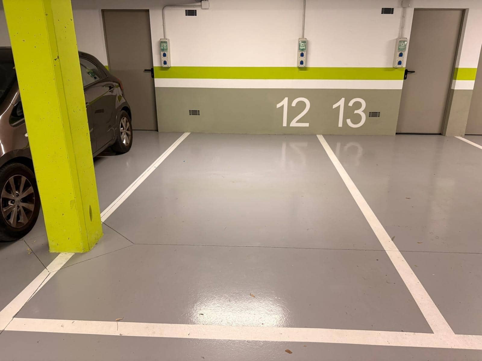 3 bedroom Flat for sale in Tiana - € 510,000 (Ref: 9431140)