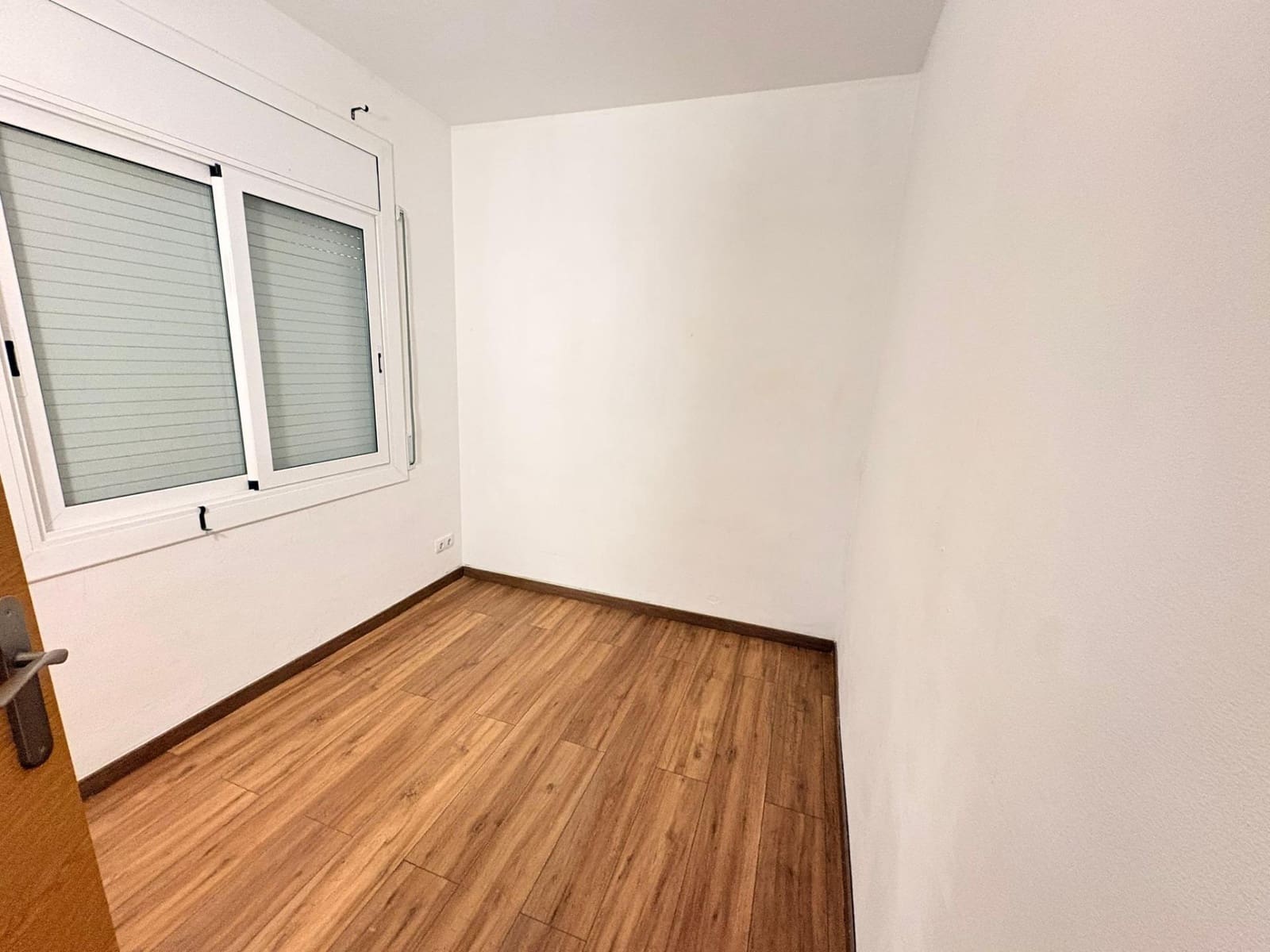 2 bedroom Penthouse for sale in Granollers - € 149,000 (Ref: 9491507)