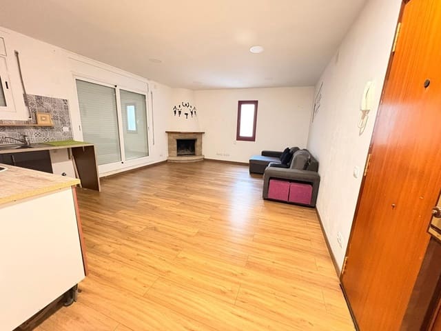 2 bedroom Penthouse for sale in Granollers - € 149,000 (Ref: 9491507)