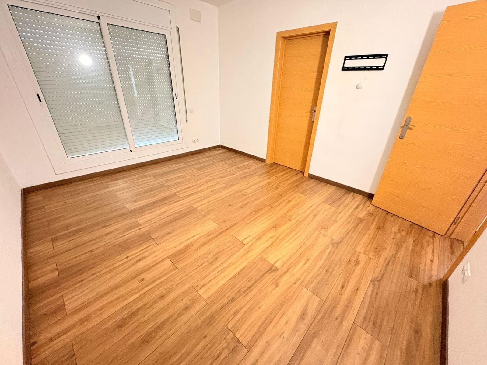 2 bedroom Penthouse for sale in Granollers - € 149,000 (Ref: 9491507)