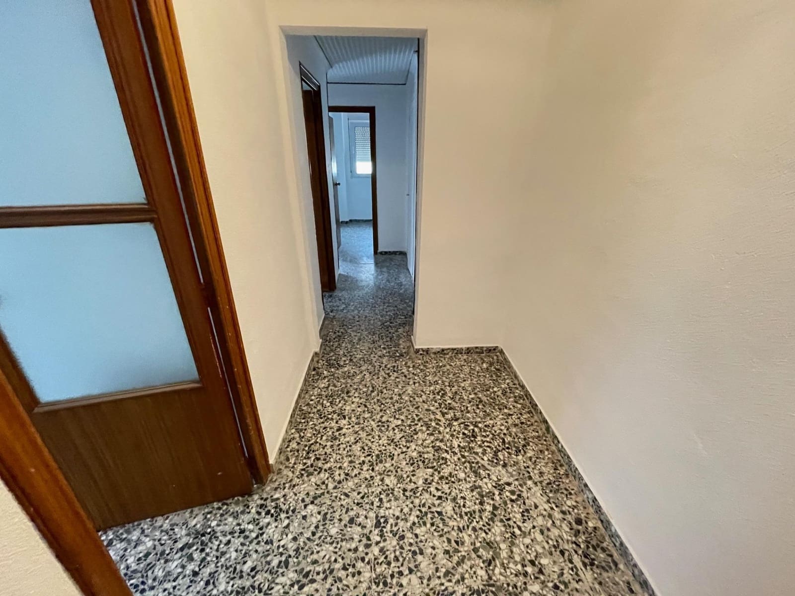 4 slaapkamer Flat te koop in Alcoy / Alcoi - € 75.000 (Ref: 9571279)