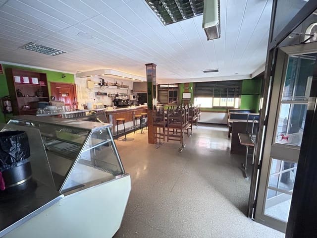 4 sypialnia Komercyjne na sprzedaż w Les Franqueses del Vallès - 113 000 € (Ref: 9583012)