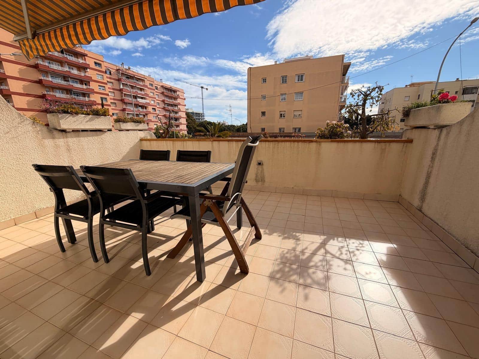 4 sovrum Villa till salu i Vilanova i la Geltru med garage - 570 000 € (Ref: 9591403)