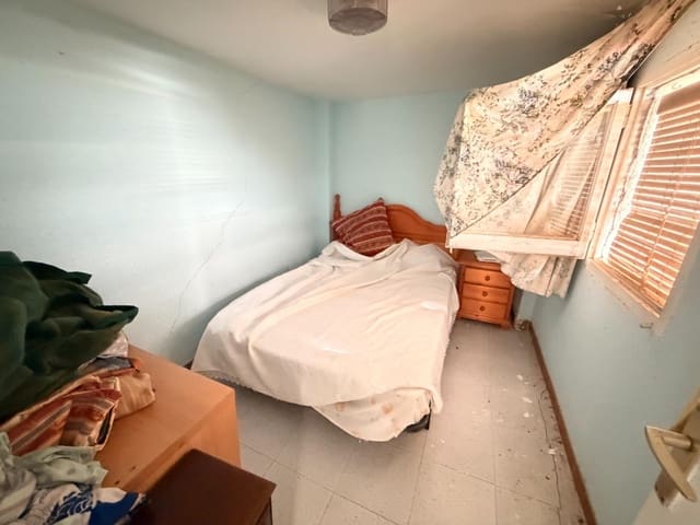 3 sypialnia Willa na sprzedaż w Pineda de Mar - 159 900 € (Ref: 9615621)