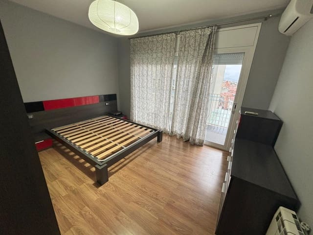 3 makuuhuone Asunto myytävänä paikassa Granollers - 299 000 € (Ref: 9686537)