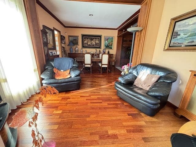 3 bedroom Villa for sale in Canovelles with pool - € 580,000 (Ref: 9721783)