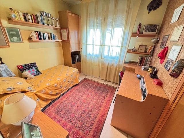 3 bedroom Villa for sale in Canovelles with pool - € 580,000 (Ref: 9721783)