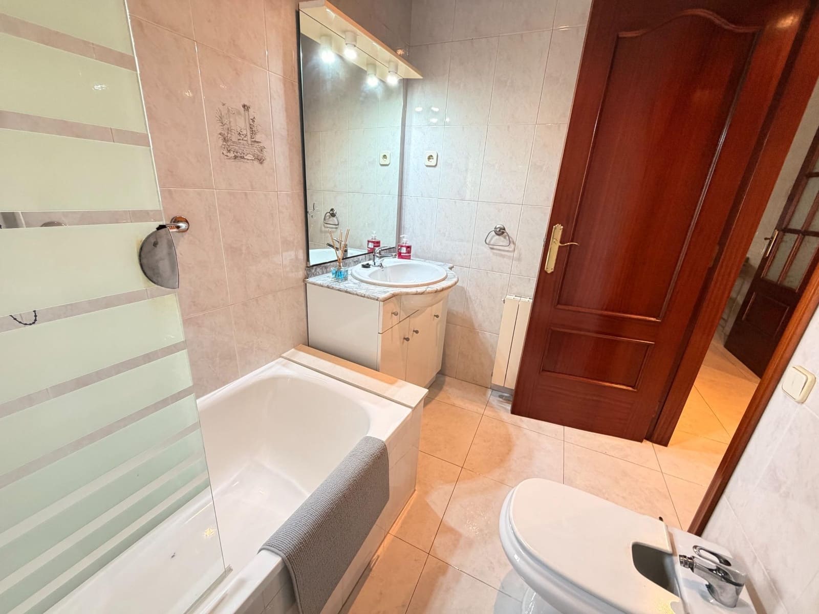 2 bedroom Flat for sale in Les Franqueses del Valles - € 199,900 (Ref: 9794749)