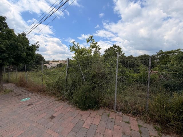 Byggetomt til salgs i Canovelles - € 195 000 (Ref: 9836401)