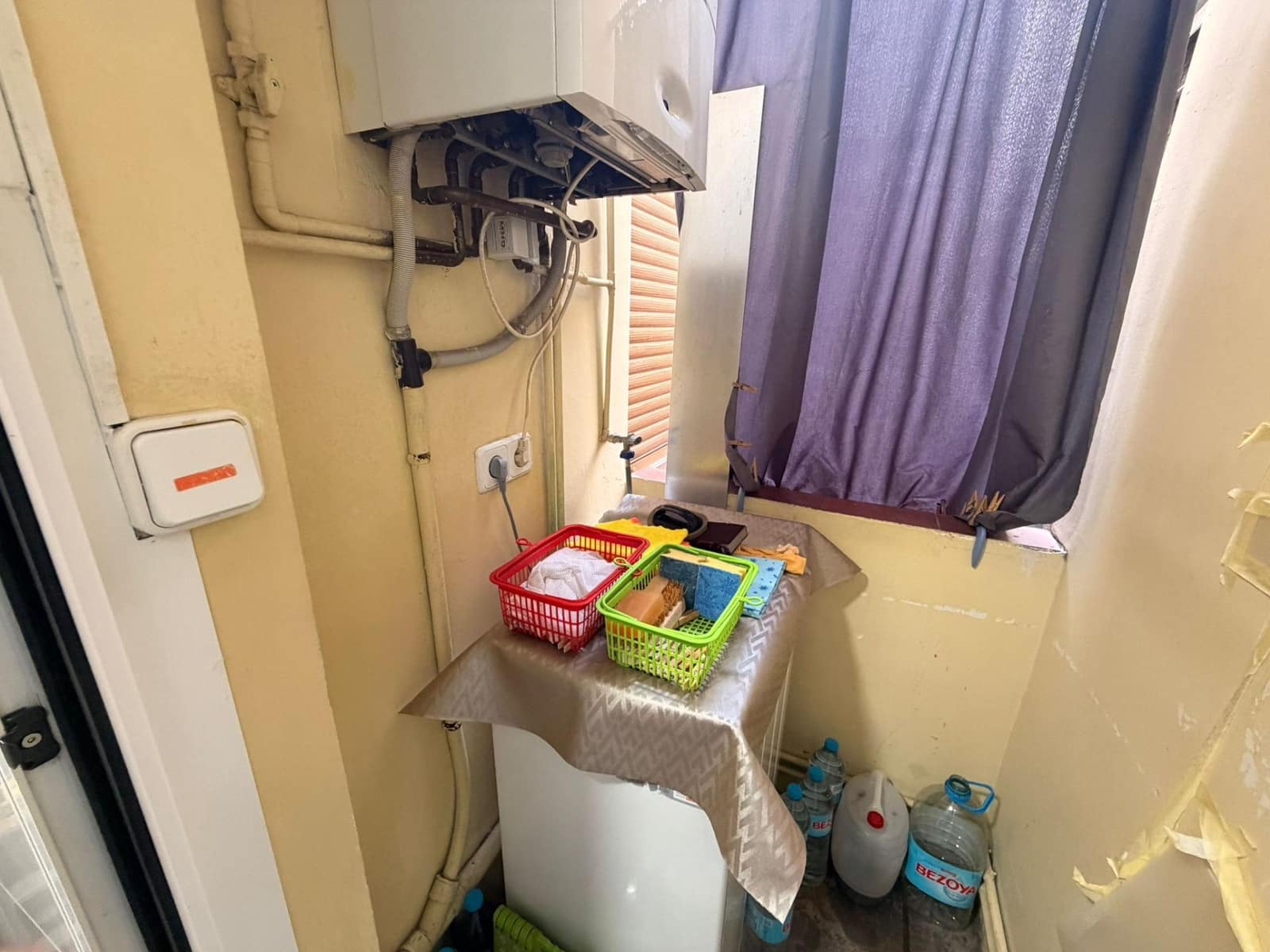 3 bedroom Flat for sale in L'Hospitalet de Llobregat - € 199,000 (Ref: 9843482)