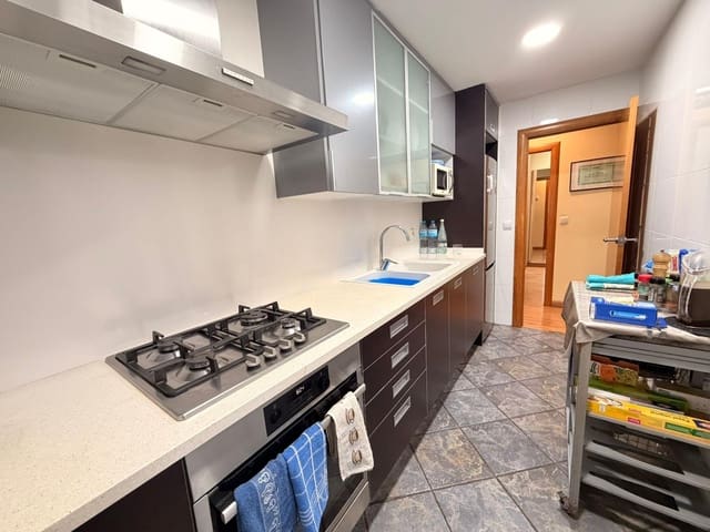 3 sypialnia Mieszkanie na sprzedaż w L'Hospitalet de Llobregat - 199 000 € (Ref: 9843482)