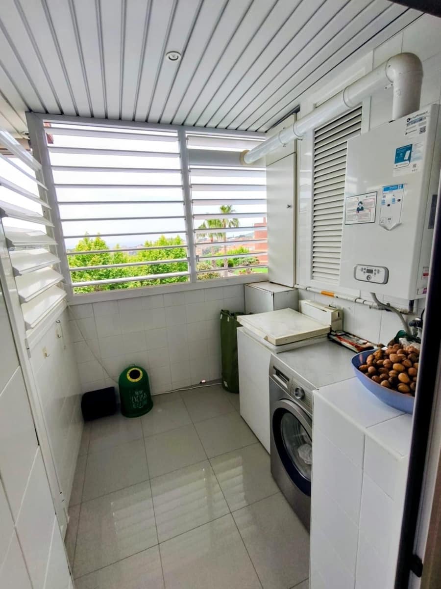 Appartement de 4 chambres à louer à Tiana - 1 718 € (Ref: 9846321)