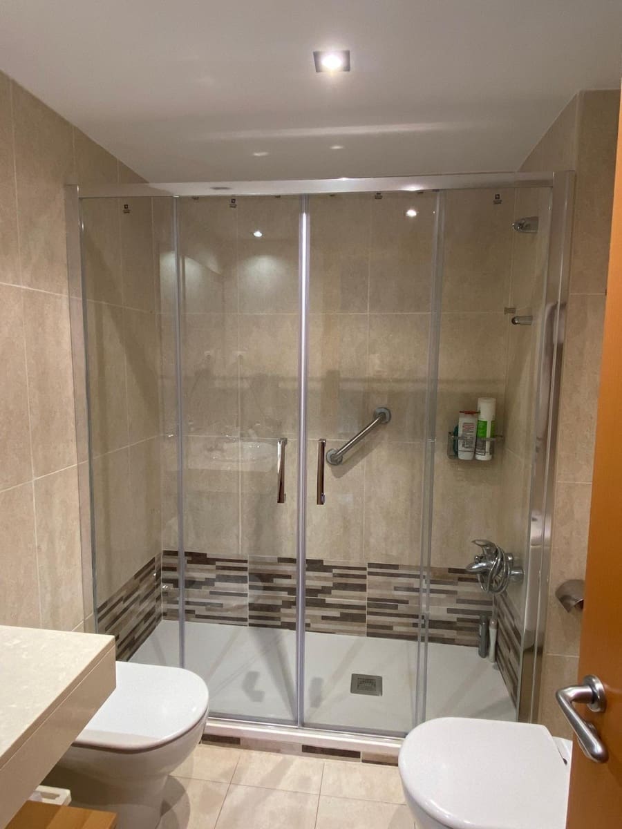 Appartement de 4 chambres à louer à Tiana - 1 718 € (Ref: 9846321)