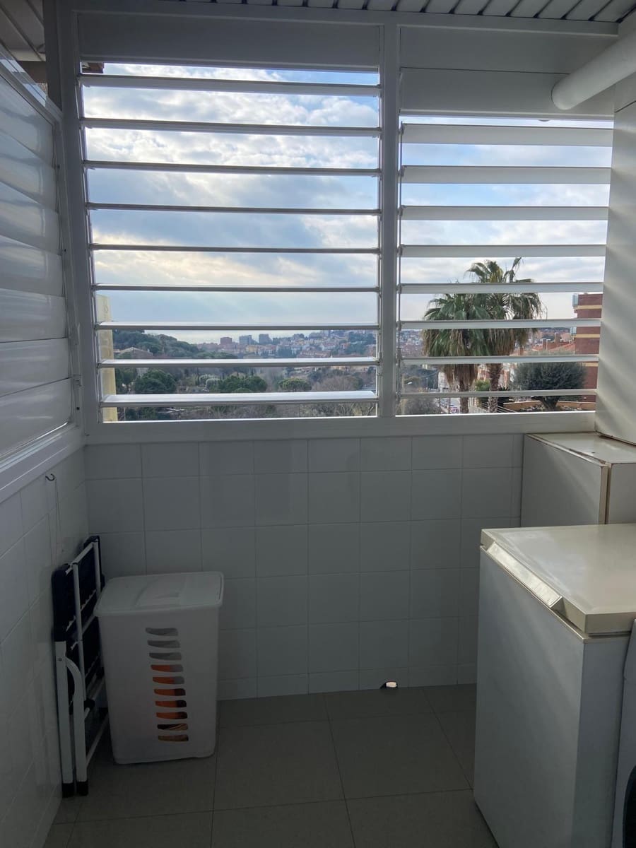 Appartement de 4 chambres à louer à Tiana - 1 718 € (Ref: 9846321)