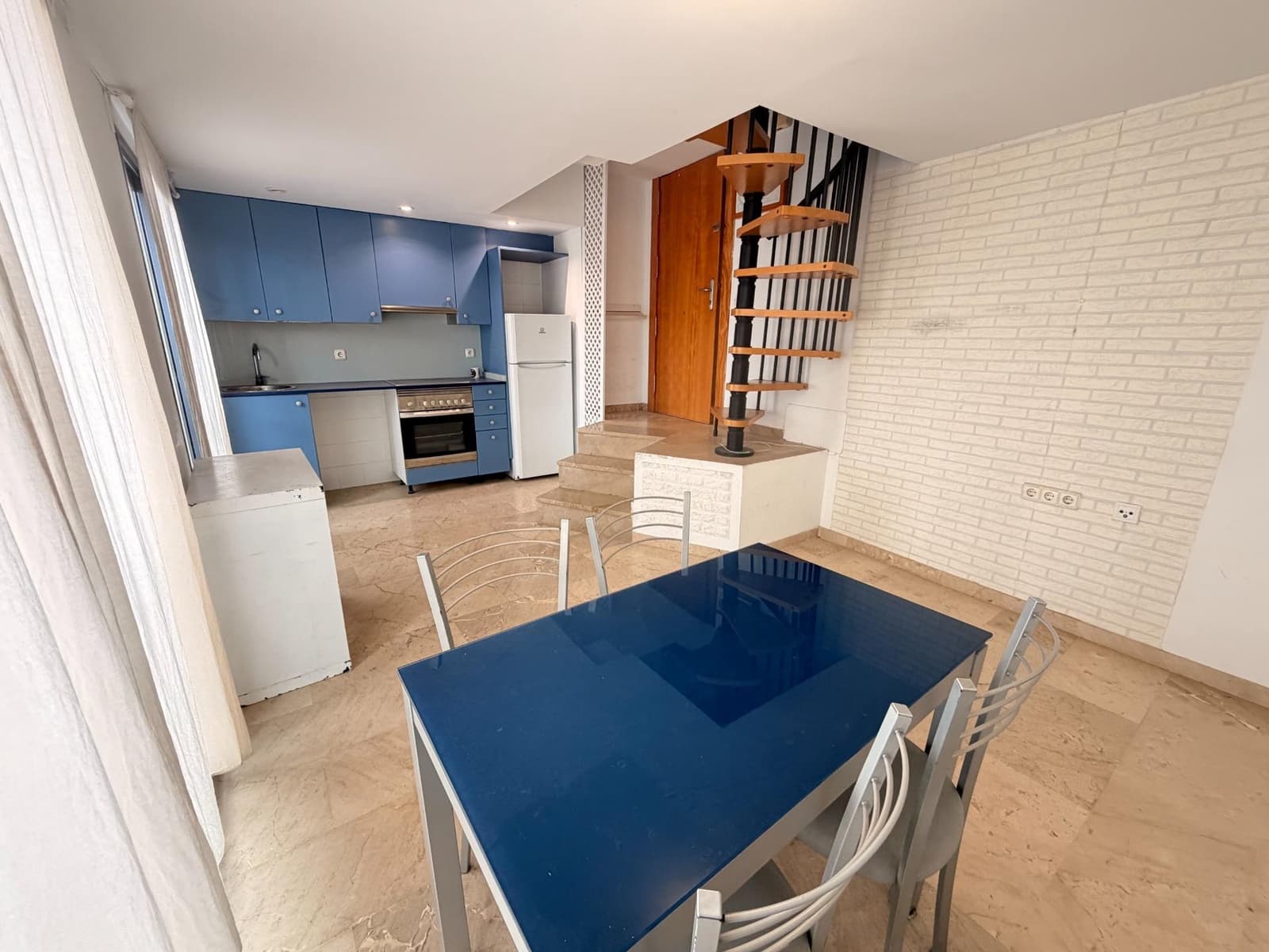 2 soverom Kommersiell til salgs i Montgat - € 186 000 (Ref: 9884912)