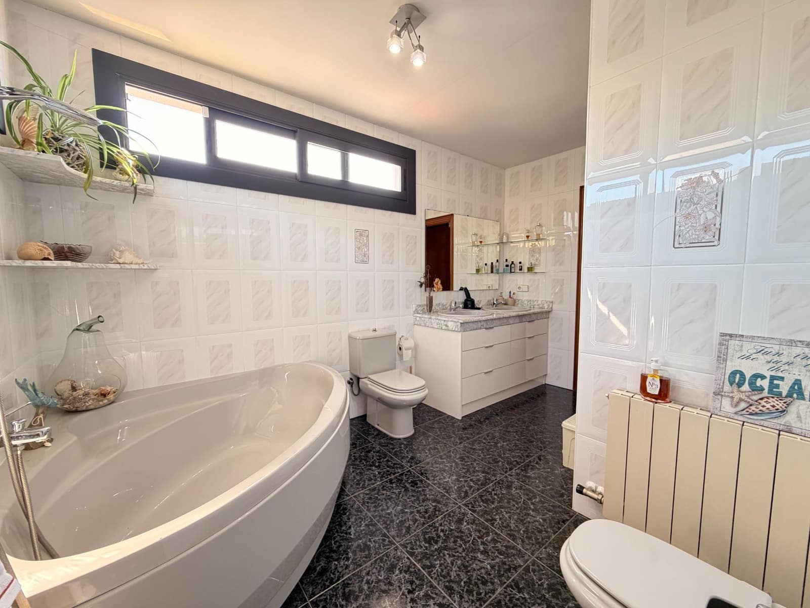 4 soveværelse Villa til salg i Mataro med garage - € 639.900 (Ref: 9942607)