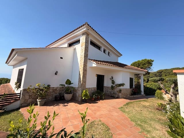 4 soveværelse Villa til salg i Mataró med garage - € 639.900 (Ref: 9942607)