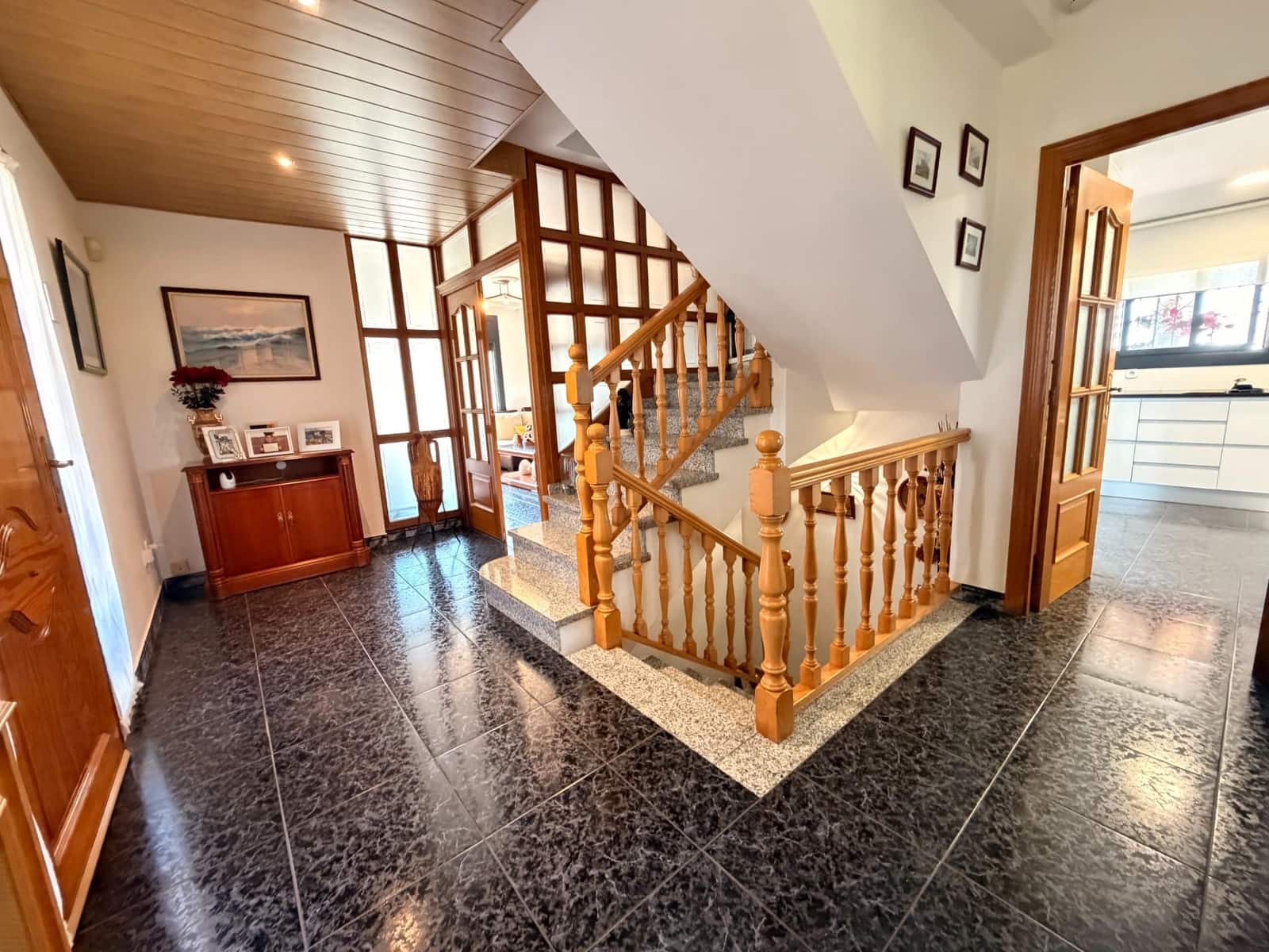 4 soveværelse Villa til salg i Mataro med garage - € 639.900 (Ref: 9942607)