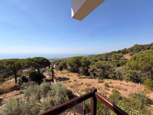 4 soveværelse Villa til salg i Mataró med garage - € 639.900 (Ref: 9942607)