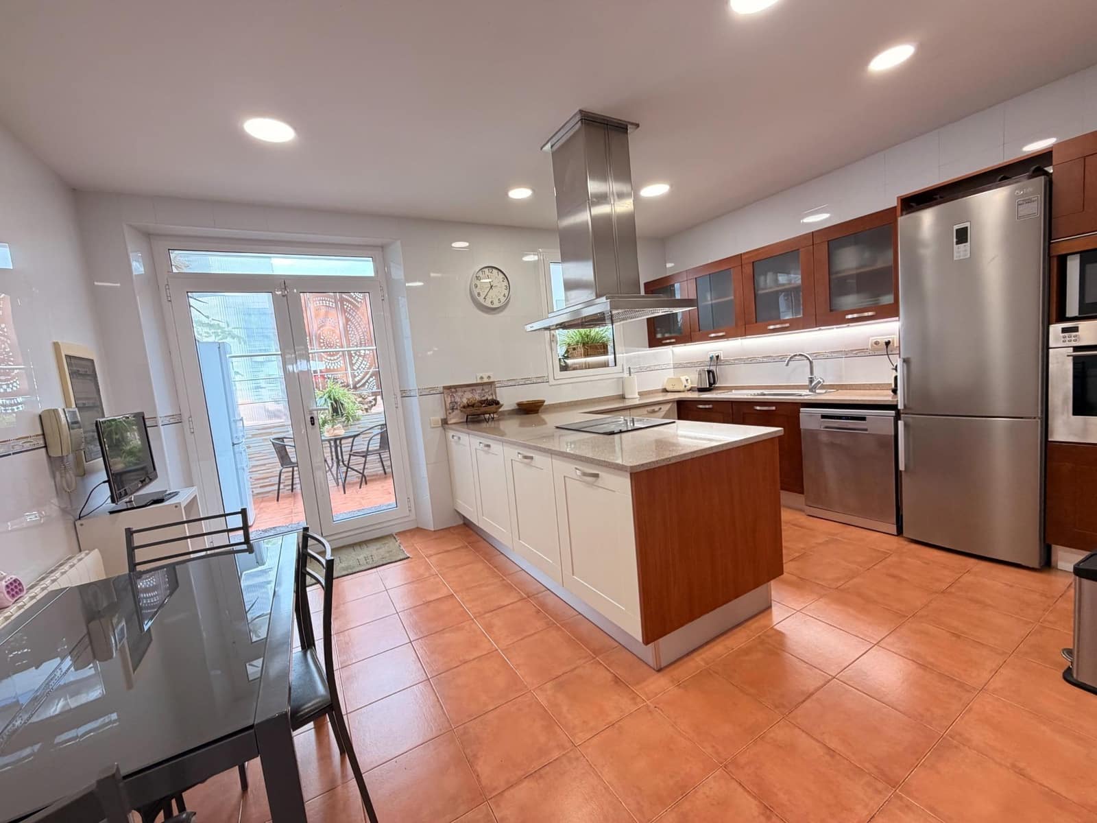 4 sypialnia Dom szeregowy na sprzedaż w El Masnou z garażem - 870 000 € (Ref: 9958056)