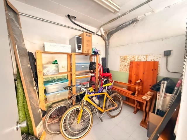 Erhverv til salg i Mataró - € 70.000 (Ref: 9962782)
