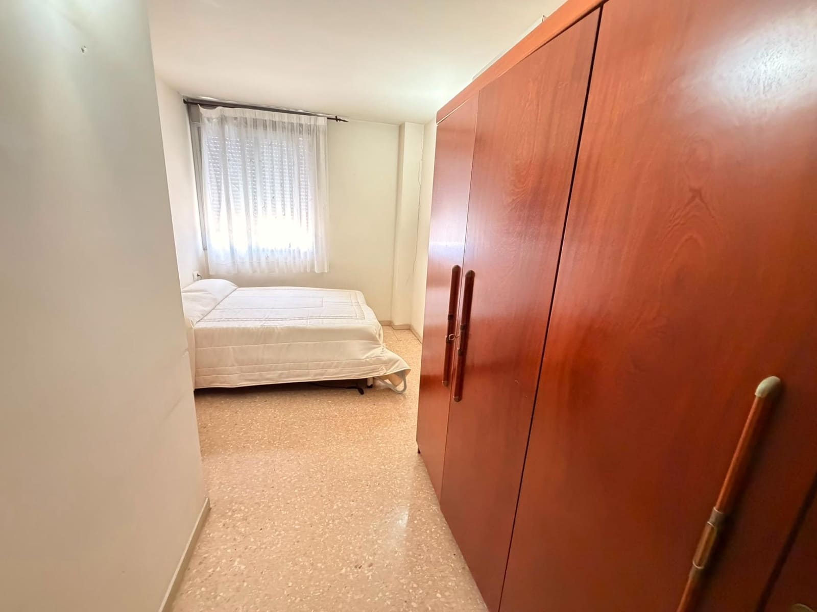 3 soveværelse Lejlighed til salg i Badalona - € 159.000 (Ref: 9970714)
