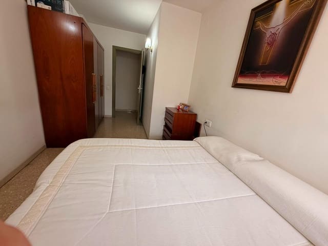 3 soveværelse Lejlighed til salg i Badalona - € 159.000 (Ref: 9970714)