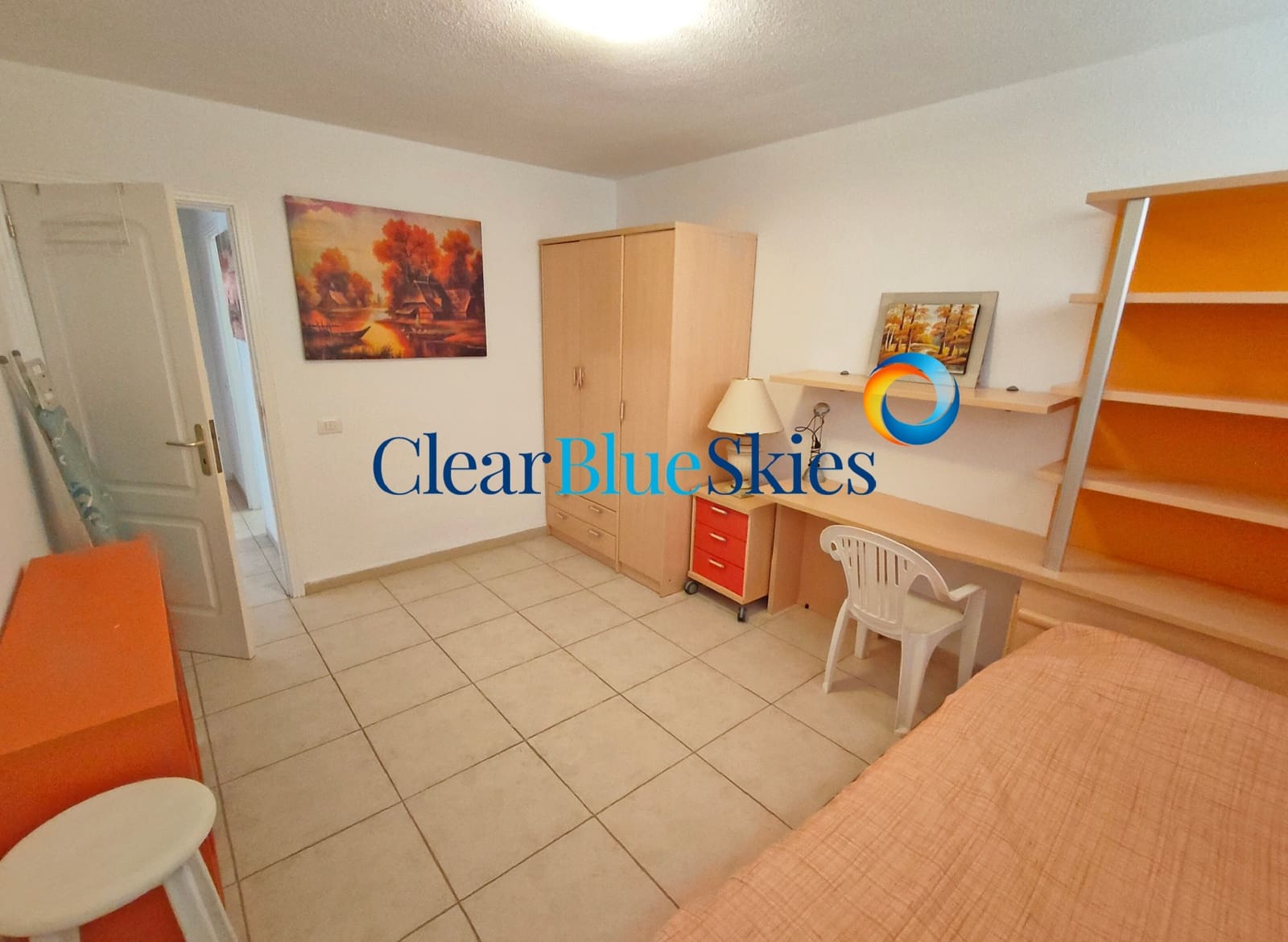 2 soveværelse Lejlighed til salg i El Madronal med swimmingpool garage - € 429.000 (Ref: 10001235)