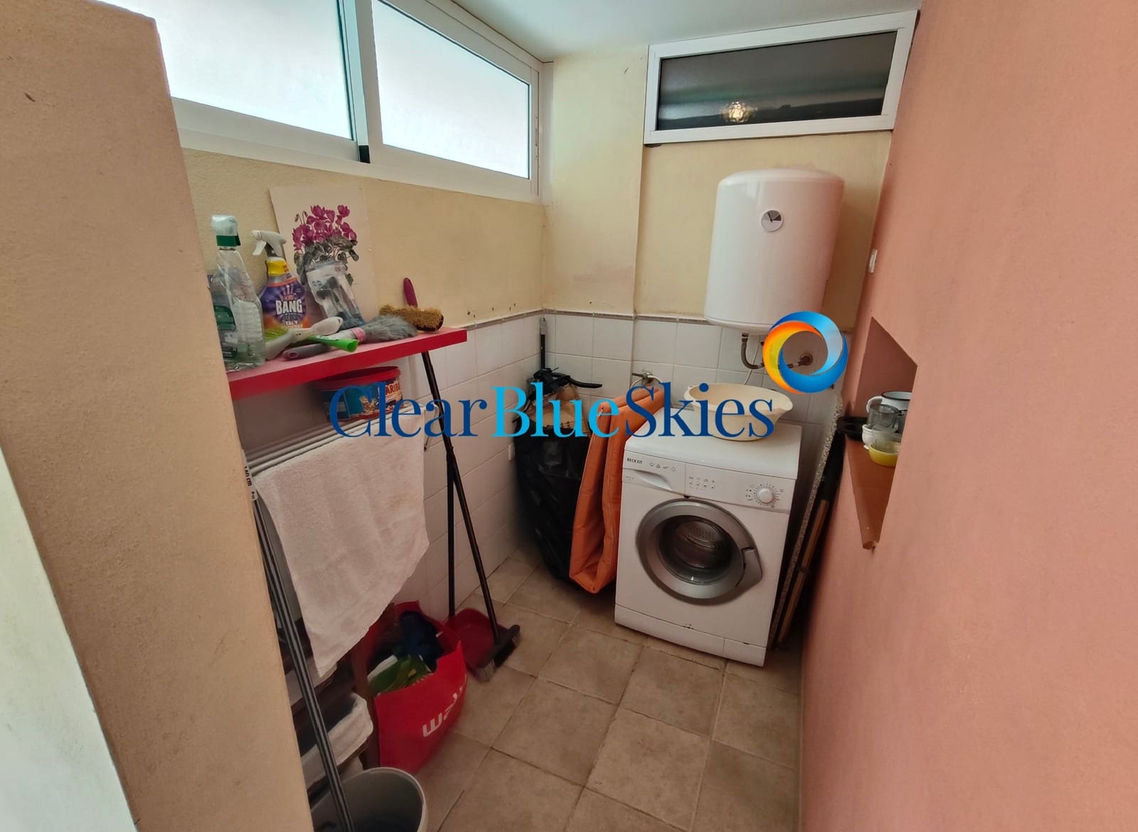 2 soveværelse Lejlighed til salg i El Madronal med swimmingpool garage - € 429.000 (Ref: 10001235)