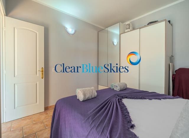 Apartamento de 1 habitación en Costa del Silencio, Arona en venta con piscina - 219.000 € (Ref: 10006084)