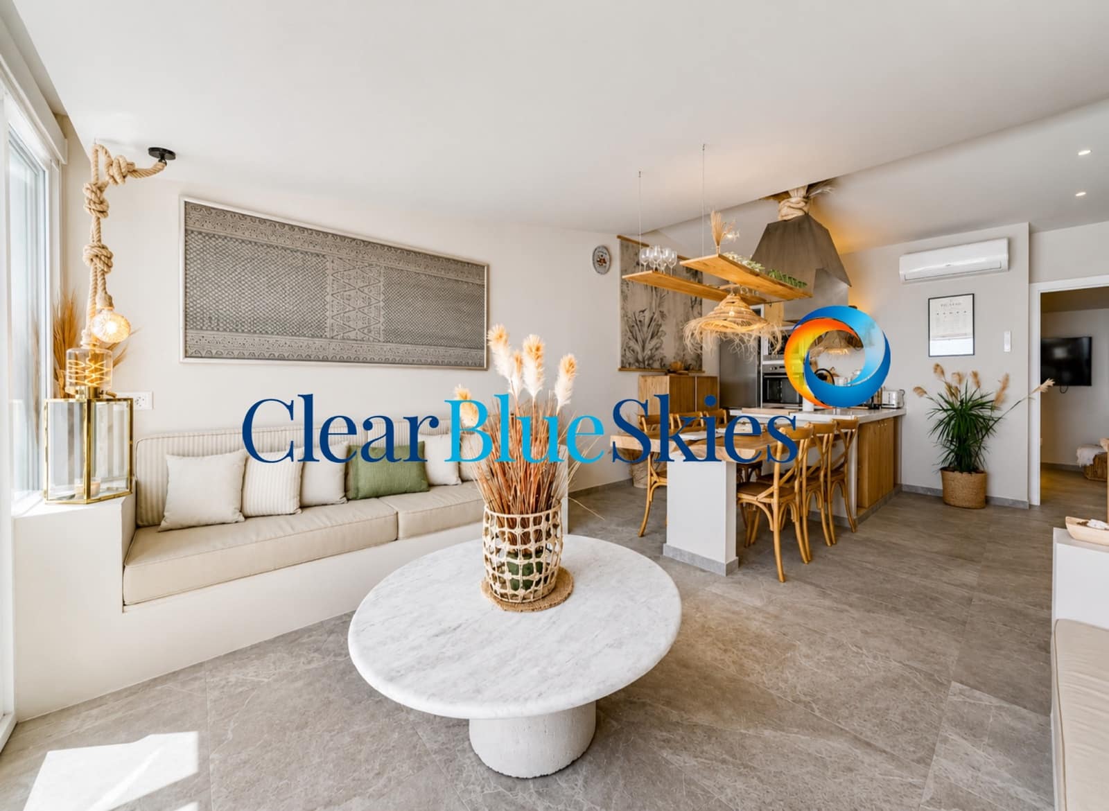 5 bedroom Villa for sale in Chayofa with pool garage - € 1,522,500 (Ref: 10016495)