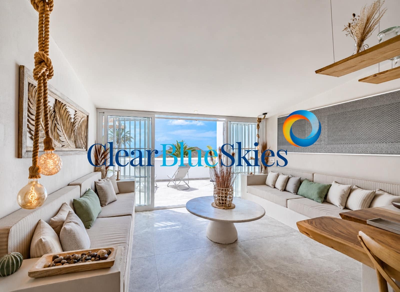 5 bedroom Villa for sale in Chayofa with pool garage - € 1,522,500 (Ref: 10016495)