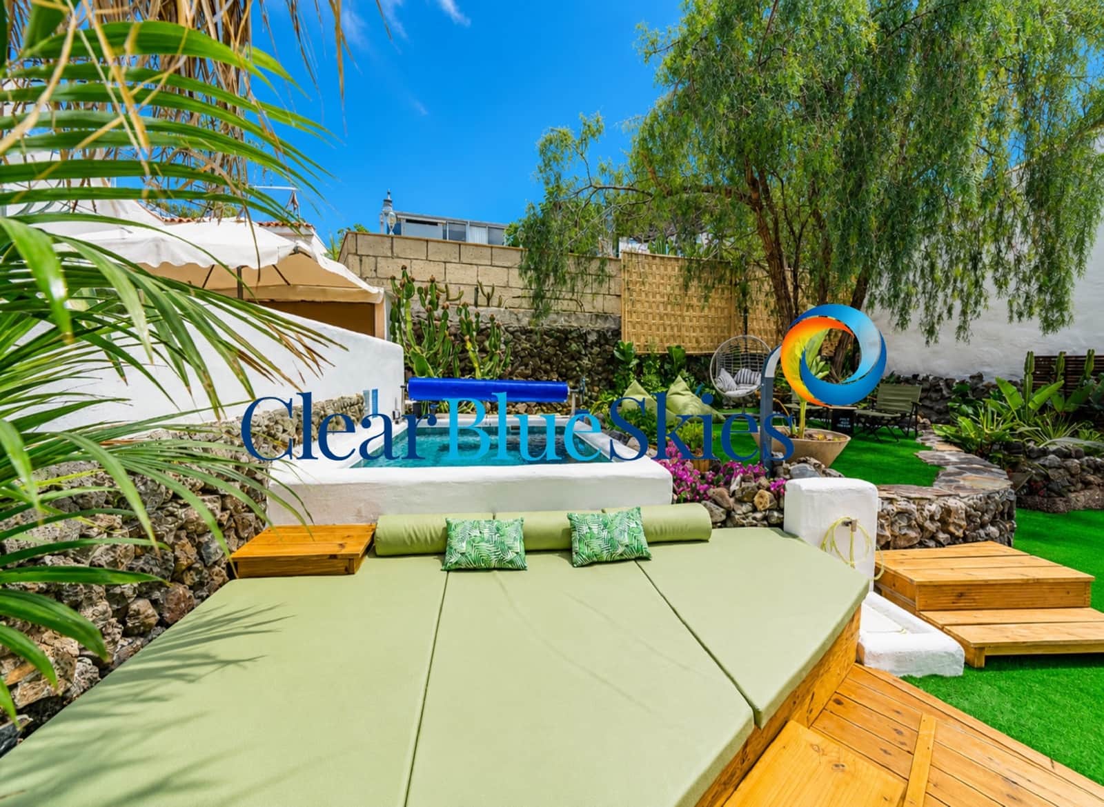 5 bedroom Villa for sale in Chayofa with pool garage - € 1,522,500 (Ref: 10016495)