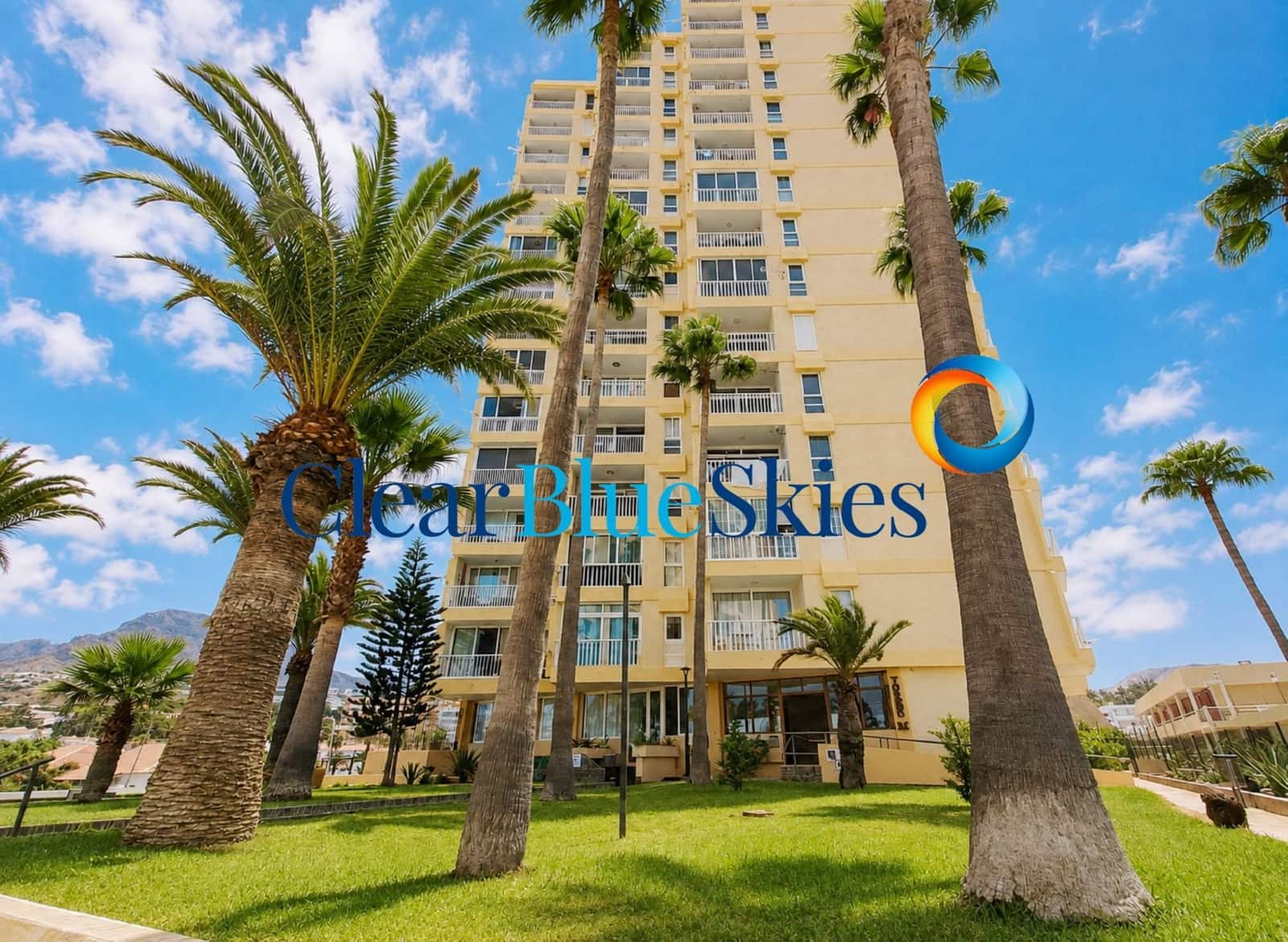 1 chambre Appartement à vendre à Playa de las Americas avec piscine garage - 265 000 € (Ref: 10024884)