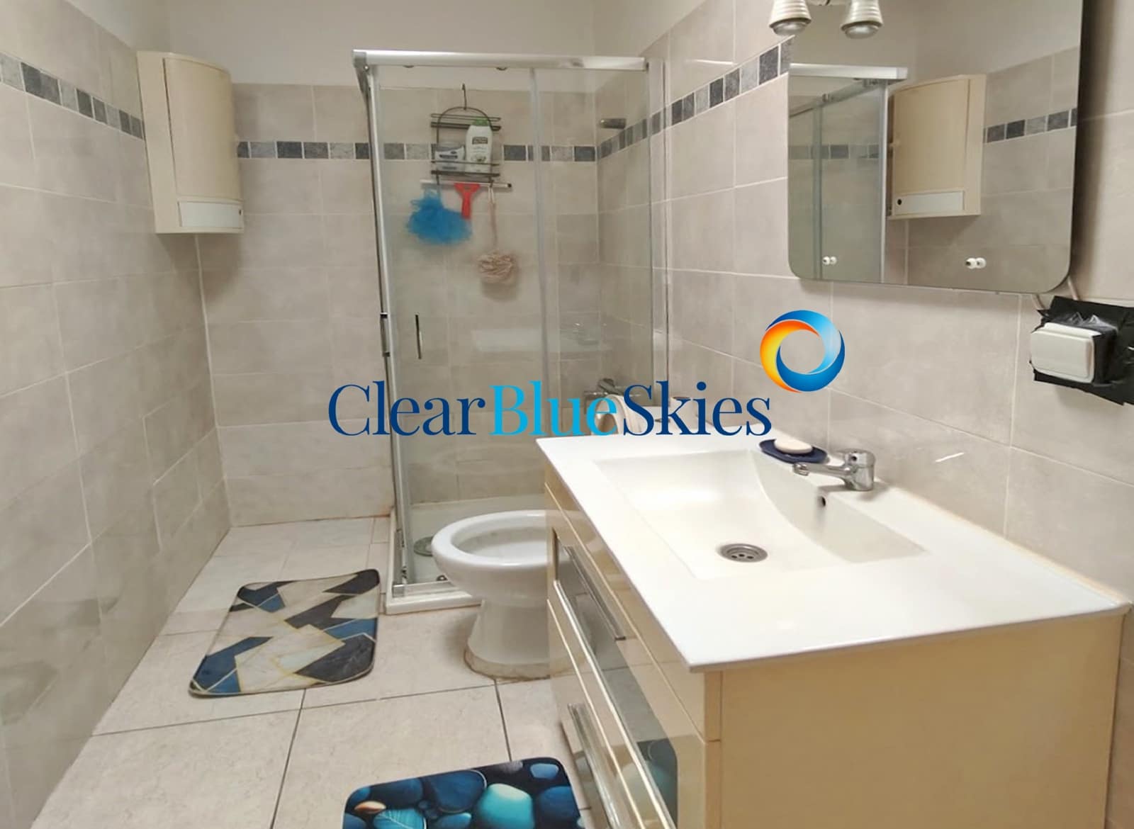 Apartamento de 2 habitaciones en Costa del Silencio en venta con piscina garaje - 230.000 € (Ref: 10044187)