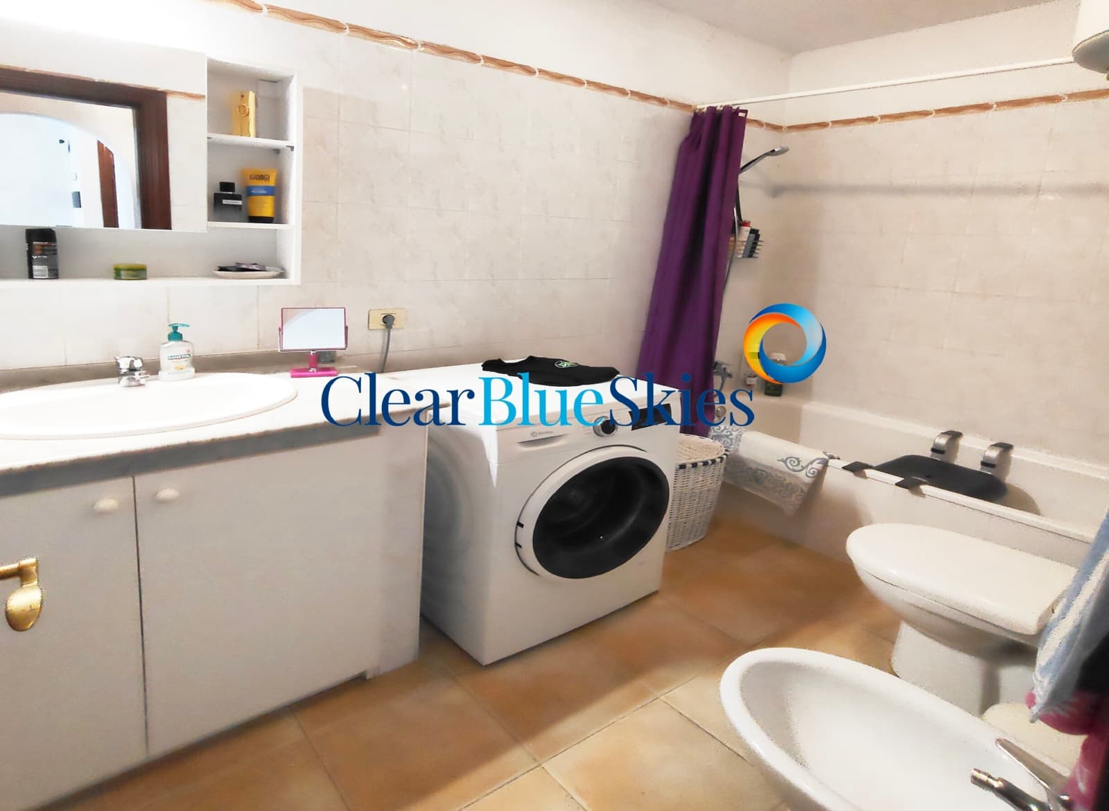 Apartamento de 1 habitación en Costa del Silencio en venta con piscina garaje - 175.000 € (Ref: 10046327)