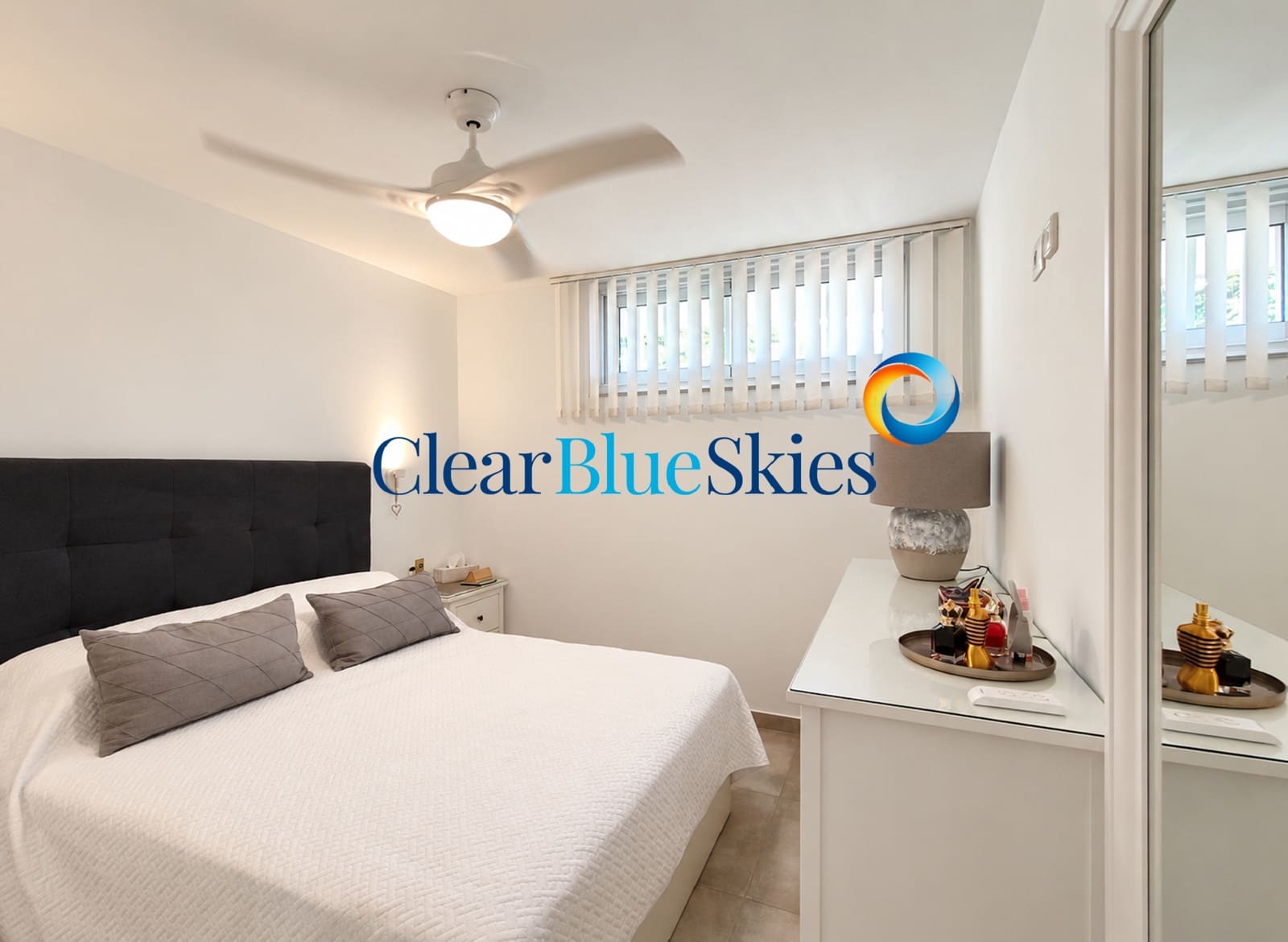 1 bedroom Apartment for sale in Costa Adeje with pool garage - € 265,000 (Ref: 10057710)