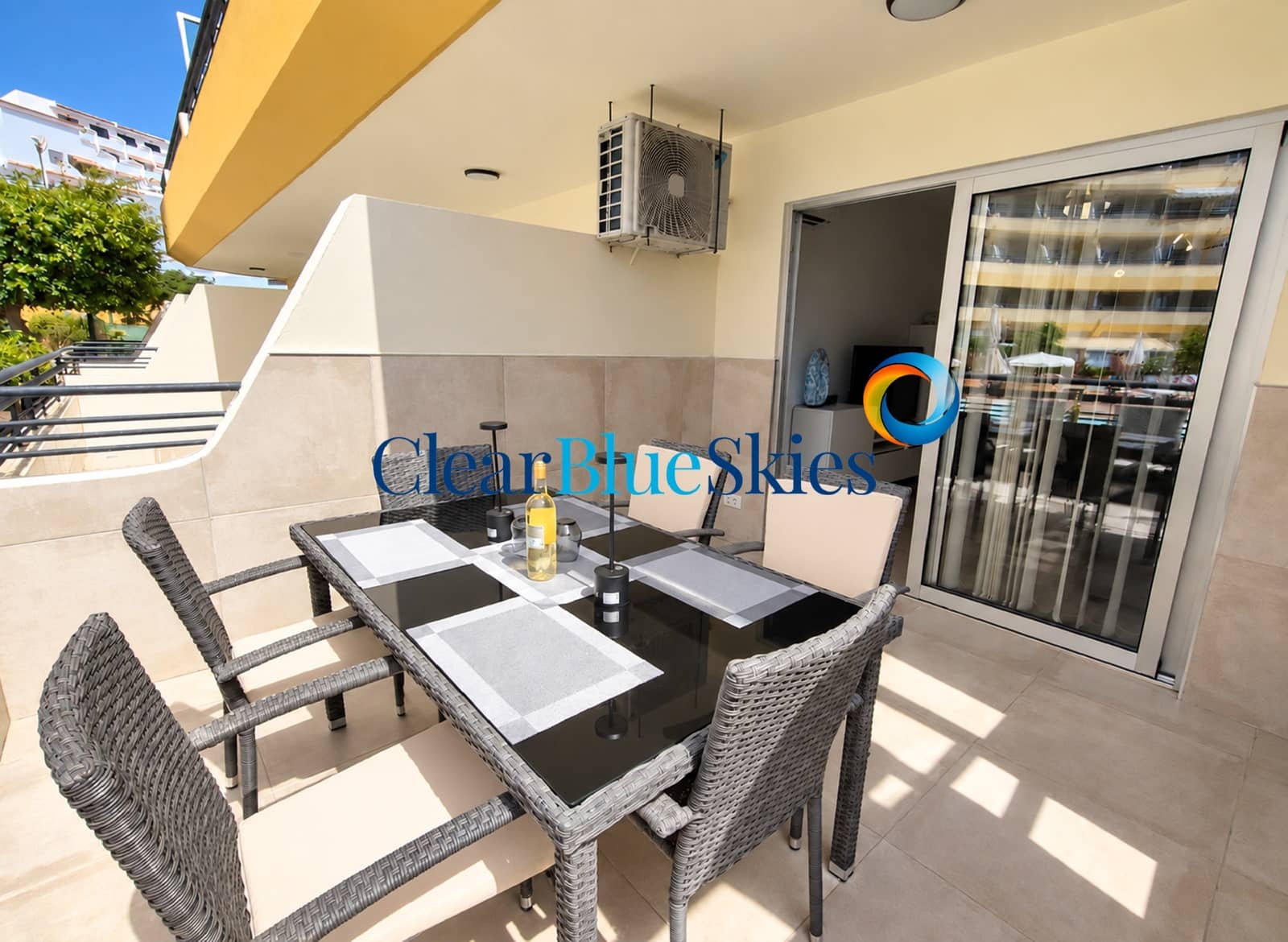 1 bedroom Apartment for sale in Costa Adeje with pool garage - € 265,000 (Ref: 10057710)