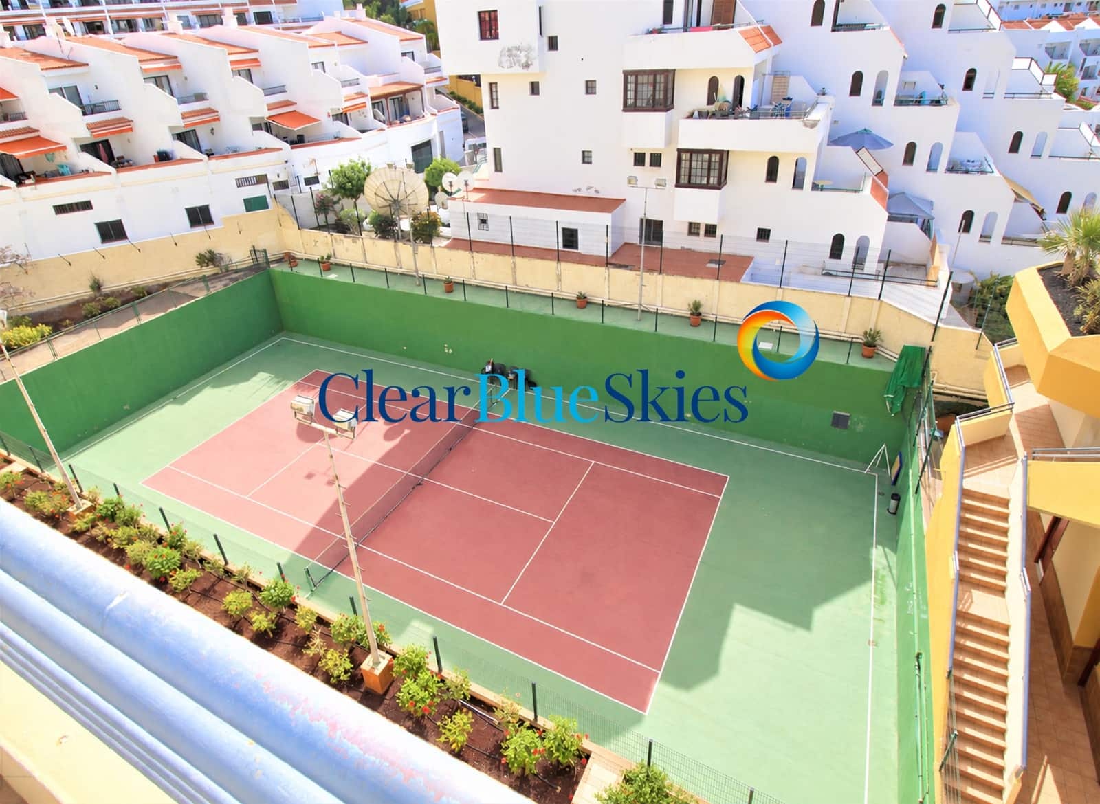 1 bedroom Apartment for sale in Costa Adeje with pool garage - € 265,000 (Ref: 10057710)