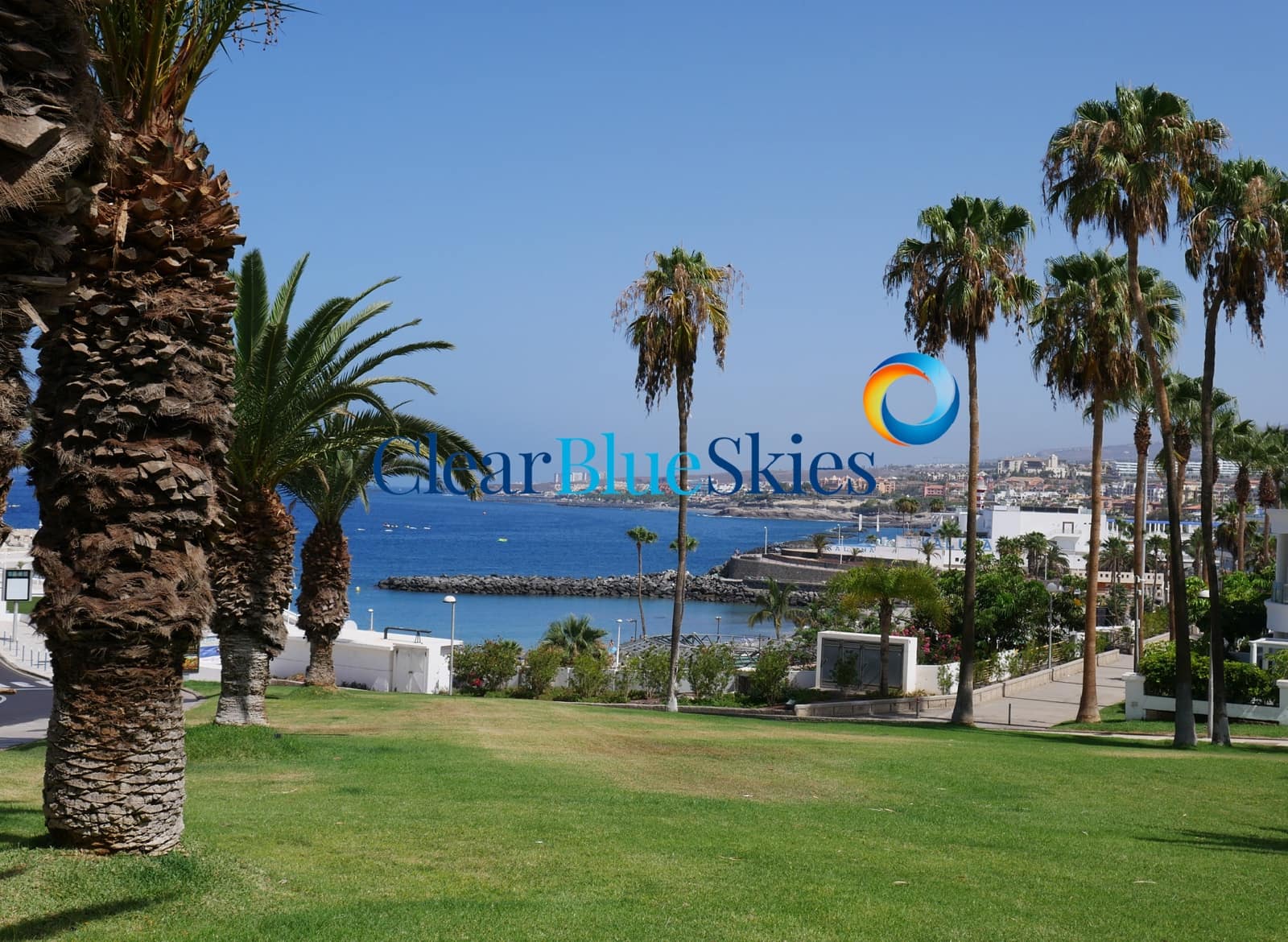 1 bedroom Apartment for sale in Costa Adeje with pool garage - € 265,000 (Ref: 10057710)