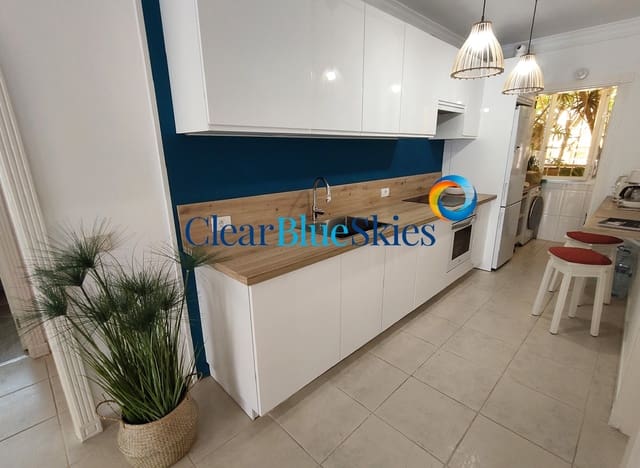 2 slaapkamer Appartement te koop in Playa San Juan, Guía de Isora met zwembad garage - € 368.000 (Ref: 10099394)