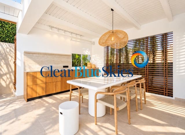 5 chambre Villa/Maison à vendre à Adeje avec piscine garage - 3 300 000 € (Ref: 10141621)