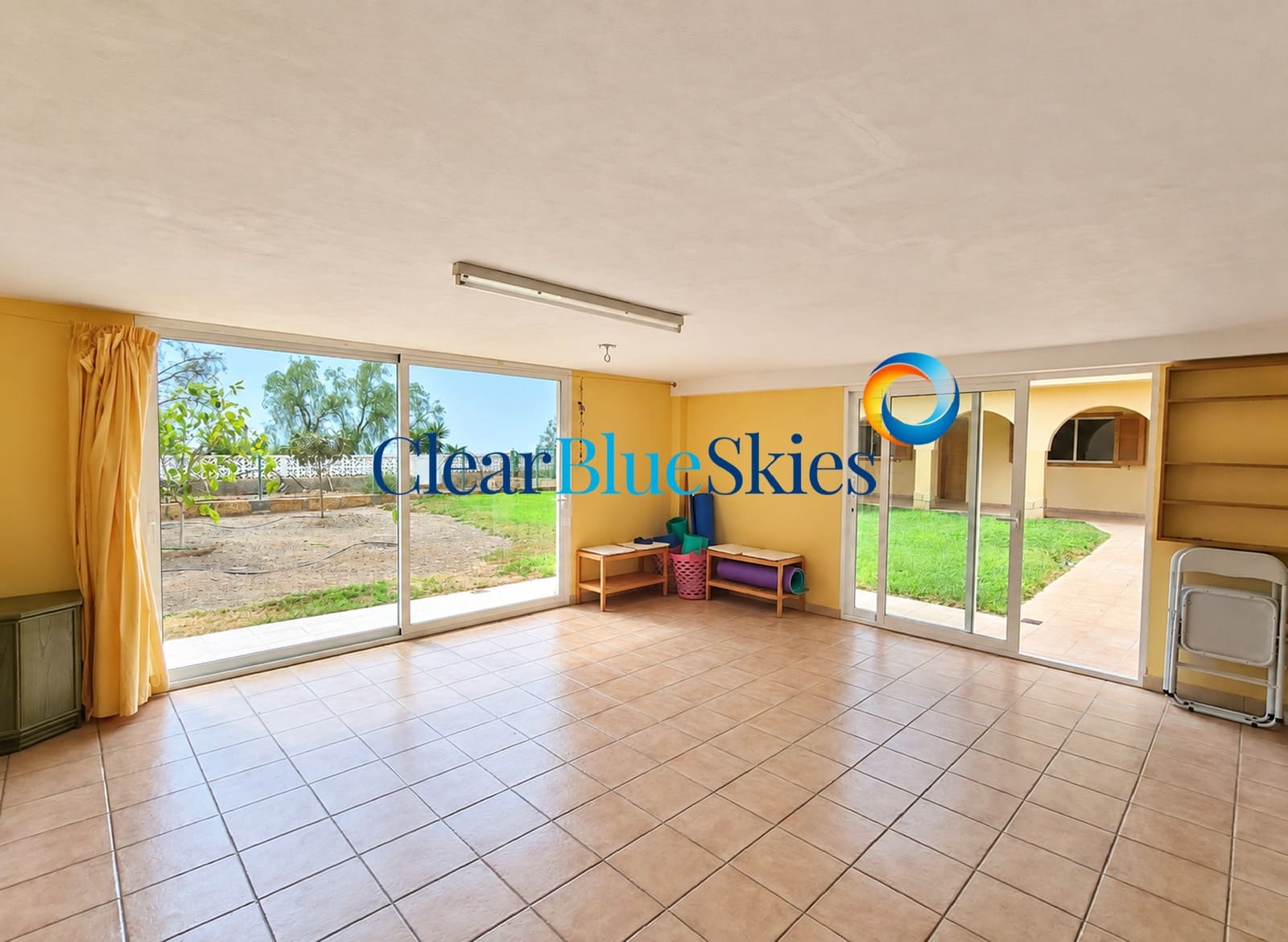 8 Zimmer Villa zu verkaufen in Chayofa mit Garage - 1.495.000 € (Ref: 10141622)